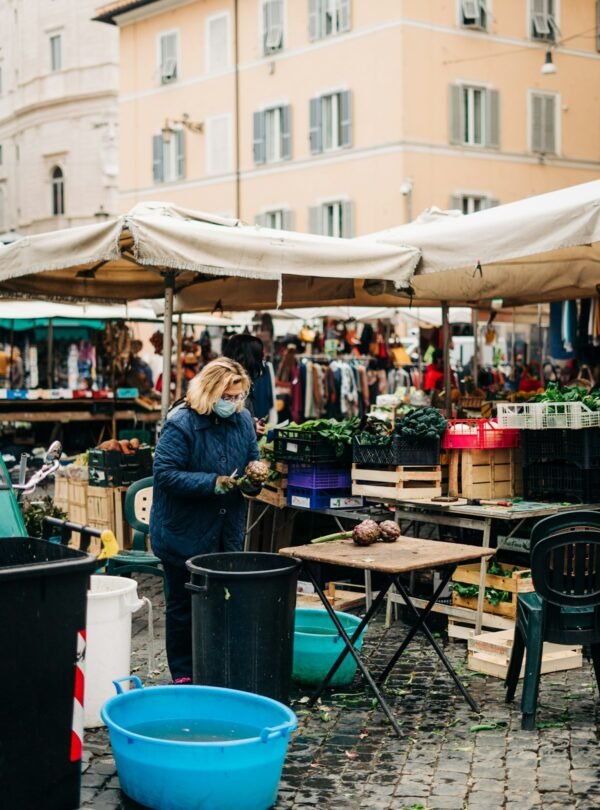 5-Day Rome Food & Culture Experience - Local market vendor in Rome