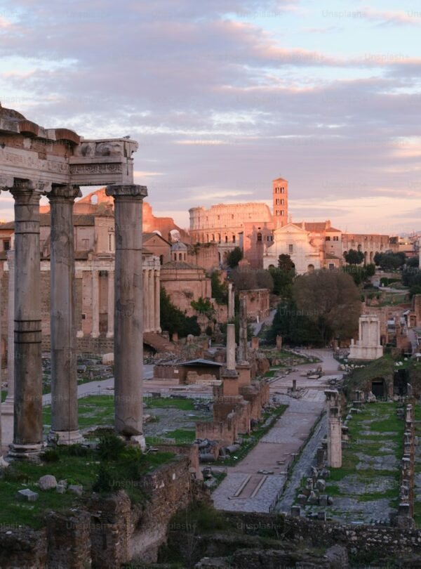 Sunset Tour of Imperial Rome - Ruins of ancient Rome at dusk