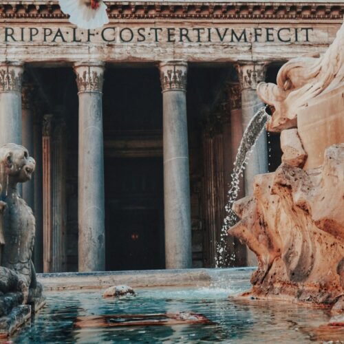 Pantheon & Historic Squares Tour - Piazza Navona fountain
