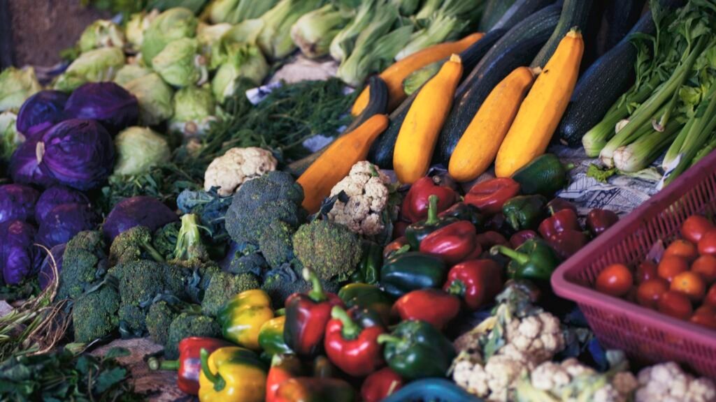 Morning Market Visit & Tasting Tour - Fresh vegetable stand