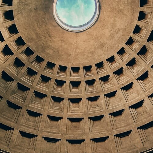 Pantheon & Historic Squares Tour - The Pantheon oculus and dome